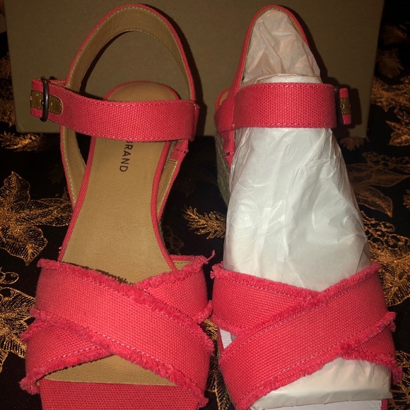 Wedge heel sandals - Picture 4 of 6